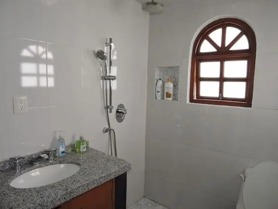 Standard Tek Büyük Yataklı Oda, 1 Çift Kişilik Yatak, Banyolu/Duşlu
