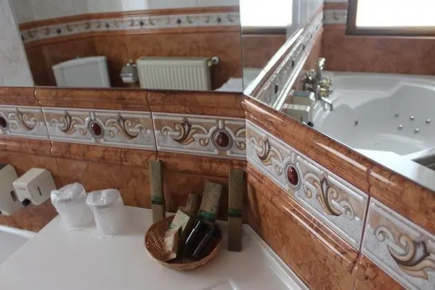 Luxury Apart Daire, 1 En Büyük (King) Boy Yatak ve Çekyat, Dağ Manzaralı