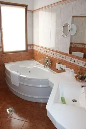 Luxury Apart Daire, 1 En Büyük (King) Boy Yatak ve Çekyat, Dağ Manzaralı
