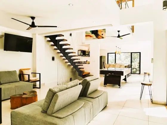 Ev, 4 Yatak Odası, Balkon