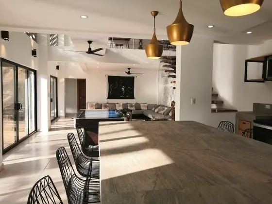 Ev, 4 Yatak Odası, Balkon