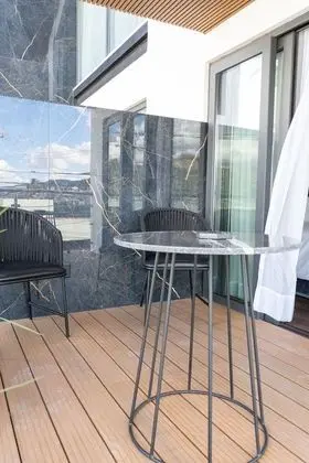 JUNIOR SUITE KING TERRAZA