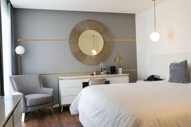 SUITE DELUXE KING VIEW