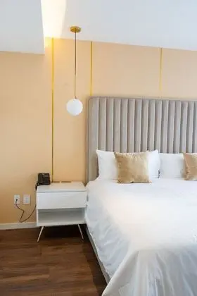 SUITE DELUXE KING VIEW