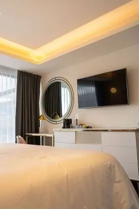 SUITE DELUXE KING VIEW