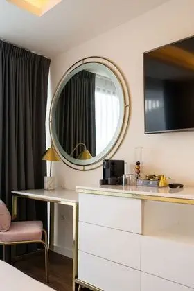 SUITE DELUXE KING VIEW