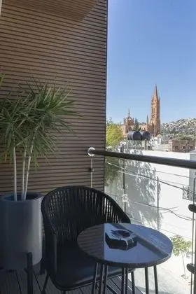 SUITE DELUXE QUEEN TERRAZA