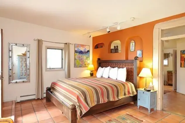 Classic Süit, 1 En Büyük (King) Boy Yatak (Santa Fe Suite - King Bed)