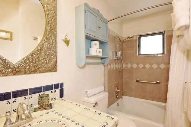 Romantic Oda, 1 En Büyük (King) Boy Yatak (Corazon Room -King Bed)