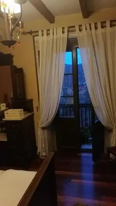 Deluxe Tek Büyük veya İki Ayrı Yataklı Oda, Ortak Banyo