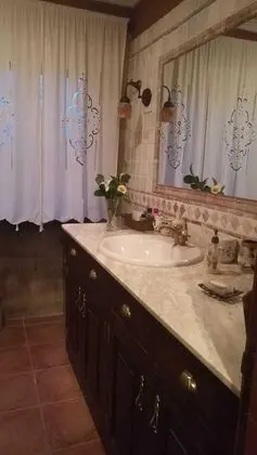 Deluxe Tek Büyük veya İki Ayrı Yataklı Oda, Ortak Banyo