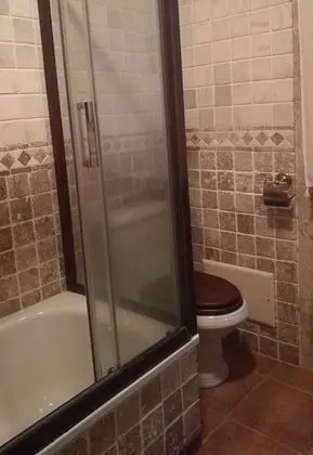 Deluxe Tek Büyük veya İki Ayrı Yataklı Oda, Ortak Banyo