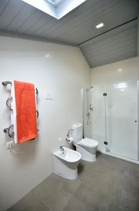 Superior İki Ayrı Yataklı Oda, 3 Tek Kişilik Yatak, Özel Banyo, Deniz Manzaralı (Tern)