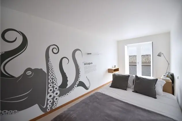 Tek Büyük Yataklı Oda, 1 Çift Kişilik Yatak, Özel Banyo, Deniz Manzaralı (Octopus)