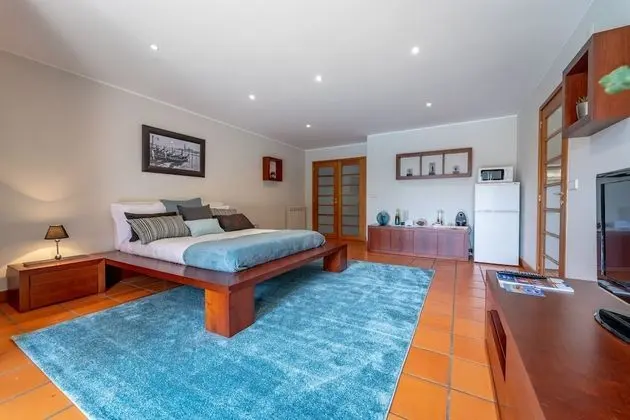 Apart Daire, 1 Büyük (Queen) Boy Yatak ve Çekyat, Balkon, Havuz Manzaralı