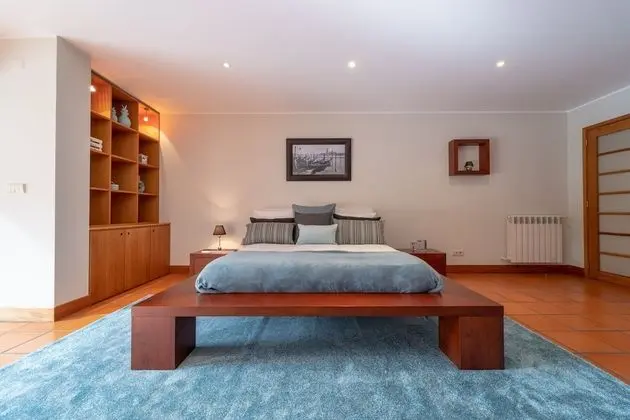 Apart Daire, 1 Büyük (Queen) Boy Yatak ve Çekyat, Balkon, Havuz Manzaralı