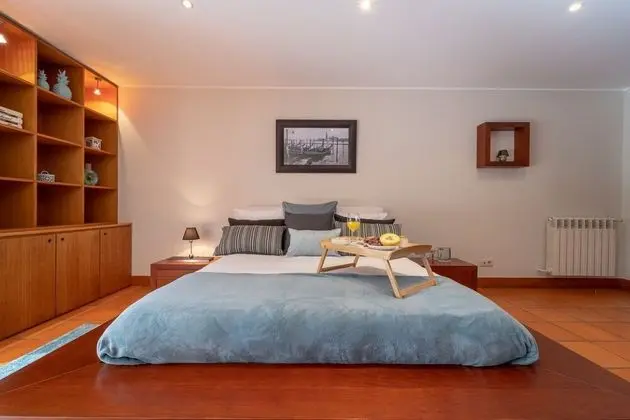 Apart Daire, 1 Büyük (Queen) Boy Yatak ve Çekyat, Balkon, Havuz Manzaralı