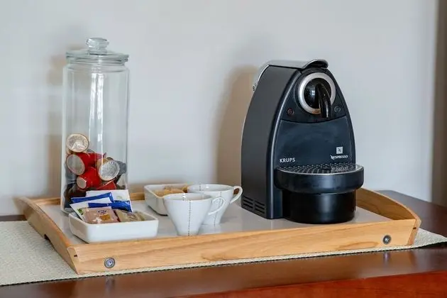 Apart Daire, 1 Büyük (Queen) Boy Yatak ve Çekyat, Balkon, Havuz Manzaralı