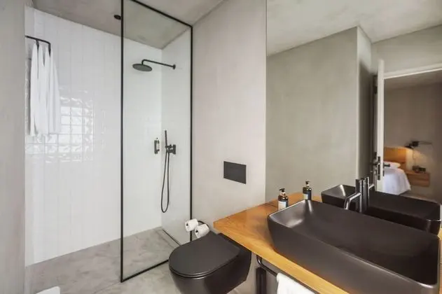 Design Tek Büyük Yataklı Oda, Deniz Manzaralı