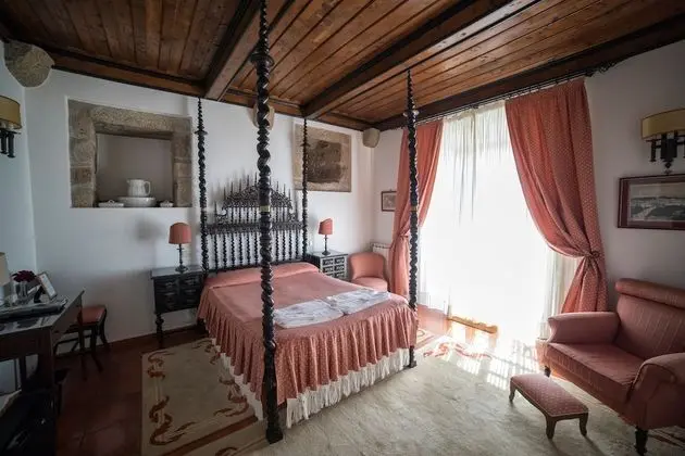 Classic Tek Büyük veya İki Ayrı Yataklı Oda