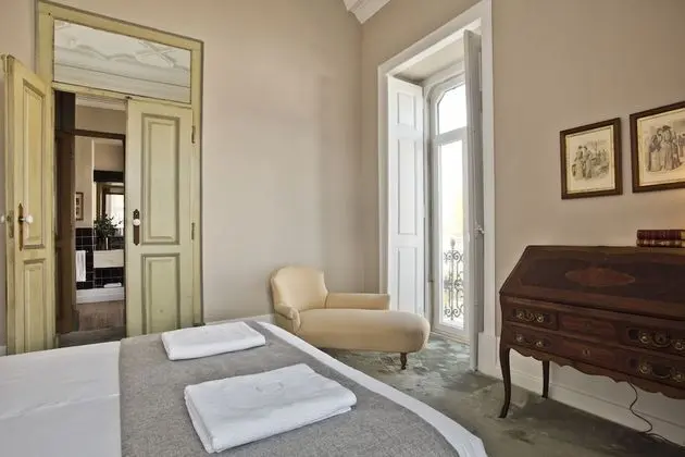 Süit, Şömine (Master)