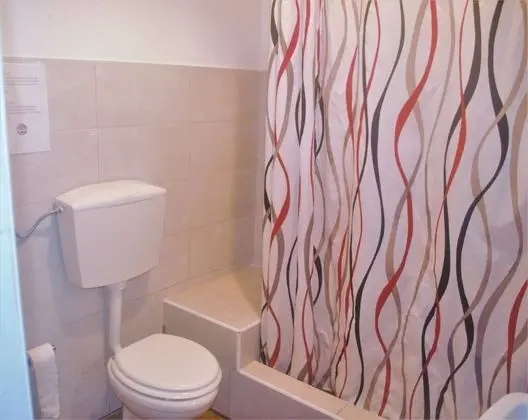 Tek Büyük Yataklı Oda, Özel Banyo