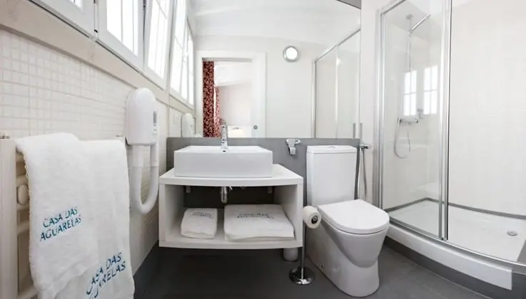 Standard Tek Büyük veya İki Ayrı Yataklı Oda, Deniz Manzaralı