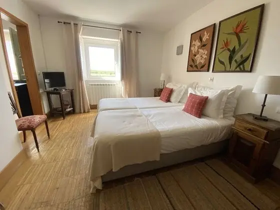 Tek Büyük veya İki Ayrı Yataklı Oda (Penha Garcia)