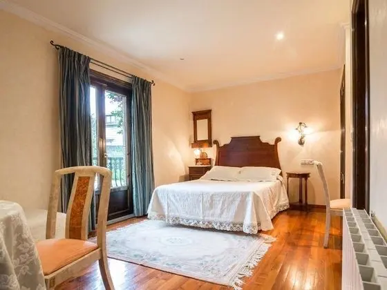 Tek Büyük Yataklı Oda, 1 Çift Kişilik Yatak