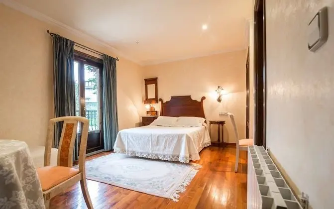 Tek Büyük Yataklı Oda, 1 Çift Kişilik Yatak