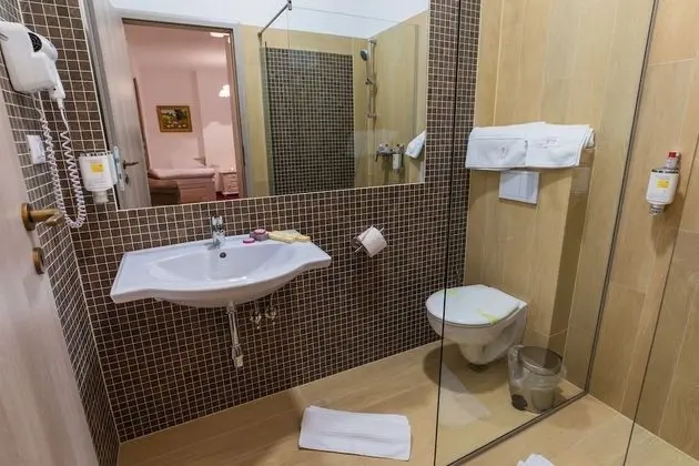 Comfort İki Ayrı Yataklı Oda