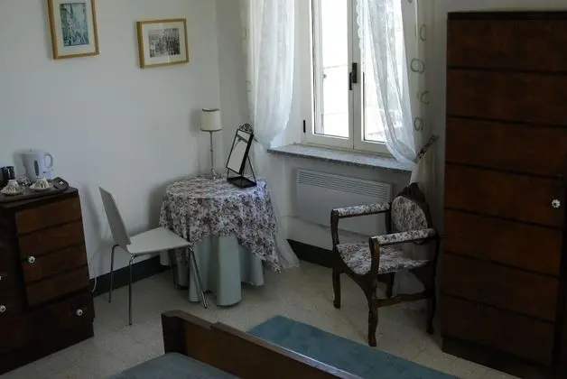 Family Oda, Kısmi Deniz Manzaralı