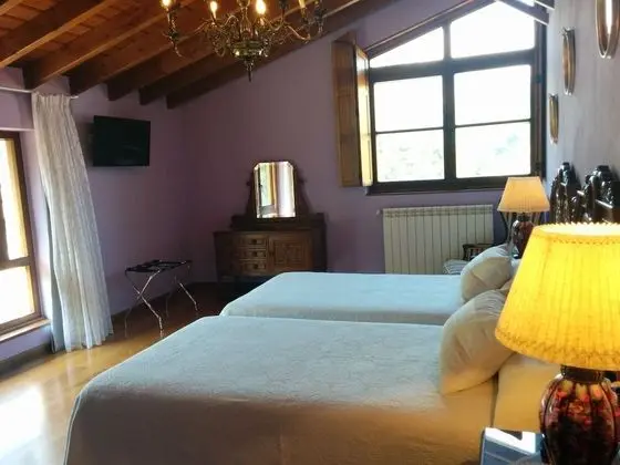 Tek Büyük veya İki Ayrı Yataklı Oda