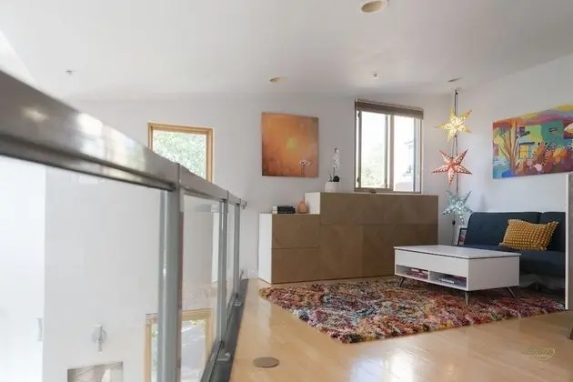 Daire, 1 Büyük (Queen) Boy Yatak ve Çekyat, Balkon, Dağ Manzaralı