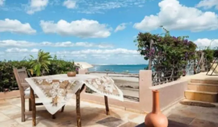 Büyük Yataklı Tek Kişilik Oda