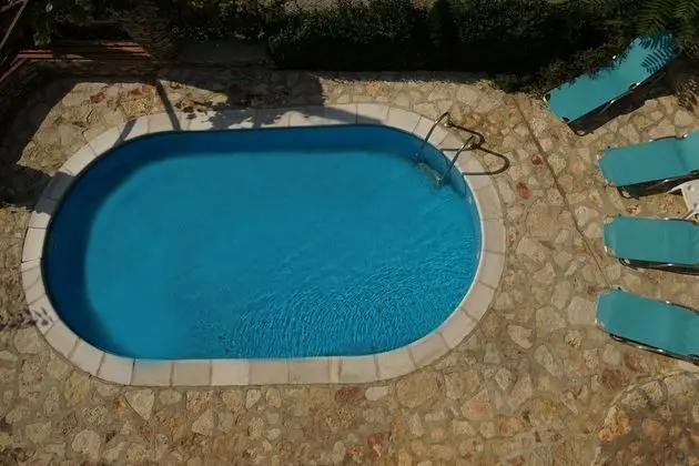 Family Oda, Havuz Manzaralı