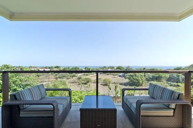 Villa, Havuz Manzaralı