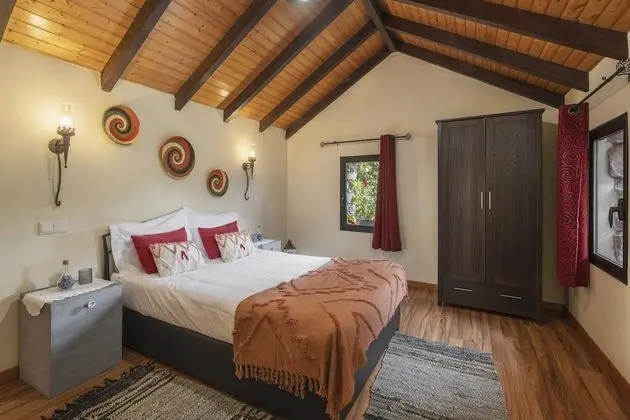 Basic Kır Evi, Birden Çok Yatak
