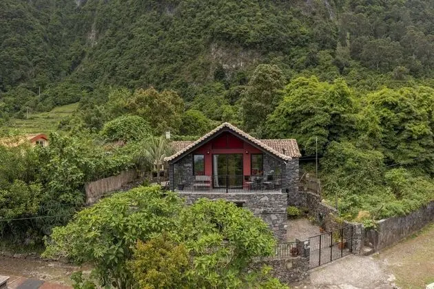 Basic Kır Evi, Birden Çok Yatak