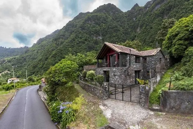 Basic Kır Evi, Birden Çok Yatak