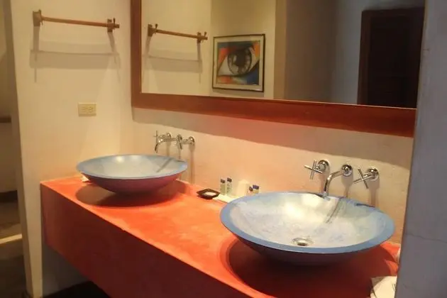 Deluxe Tek Büyük Yataklı Oda, 1 Yatak Odası, Havuz Manzaralı, Havuz Kenarı