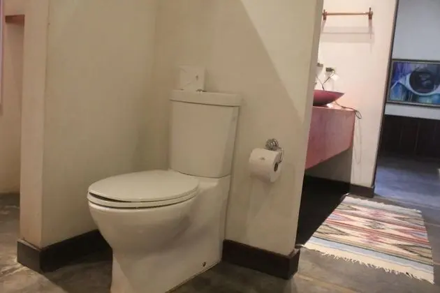 Deluxe Tek Büyük Yataklı Oda, 1 Yatak Odası, Havuz Manzaralı, Havuz Kenarı