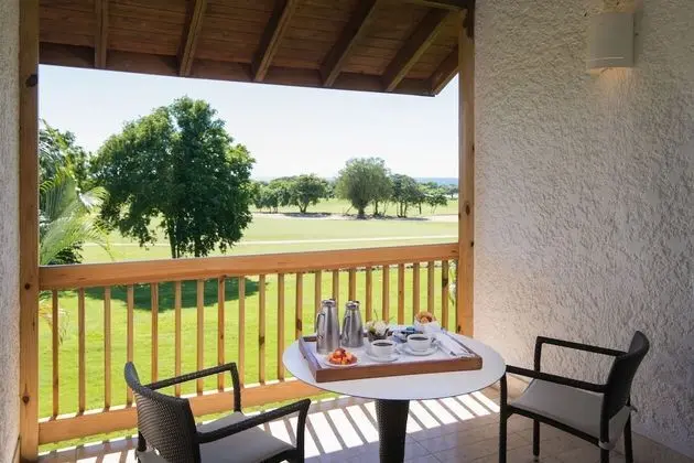 Elite Patio - Golf Cart Included