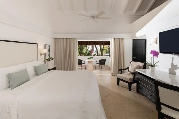 Superior Casita - Golf Cart Included