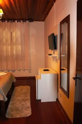 Romantic Tek Büyük Yataklı Oda