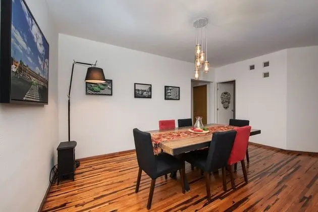 Apart Daire, 2 Yatak Odası, Mikrodalga