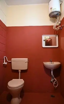 Standard Dört Kişilik Oda (AC)
