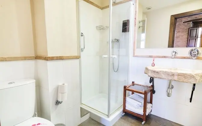 Basic Tek Büyük Yataklı Oda (Exterior)