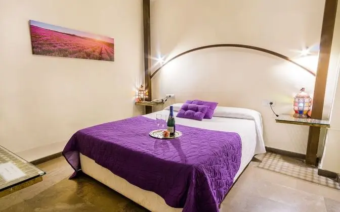 Basic Tek Büyük Yataklı Oda (Interior)