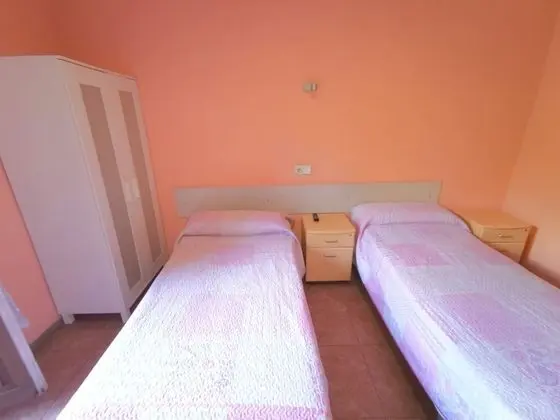 Tek Büyük veya İki Ayrı Yataklı Oda